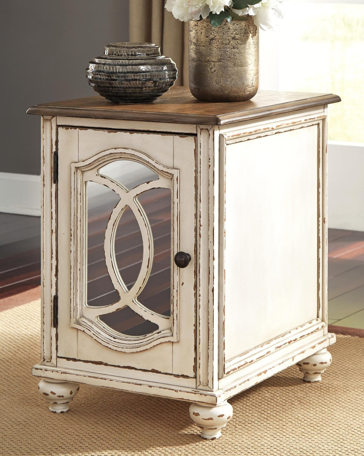 Chairside End Table with Storage B6548