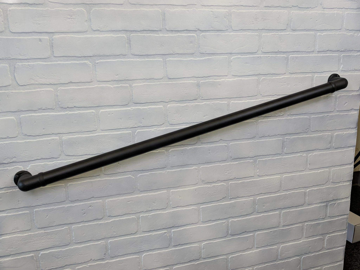 6' Texture Black Handrail Section with Returns R634
